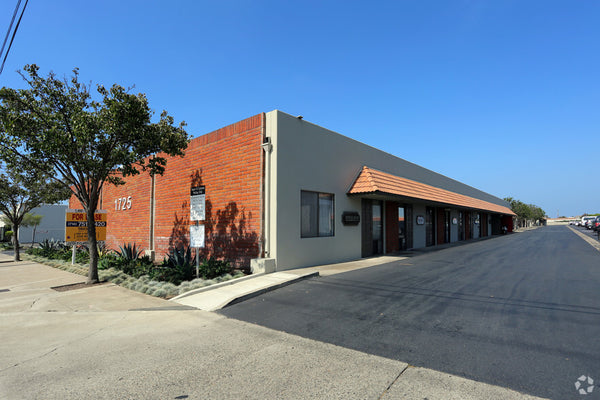 1725 Monrovia Ave. unit B-1